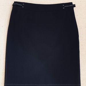 Elie Tahari Black Pencil Skirt (Like new worn 1X)